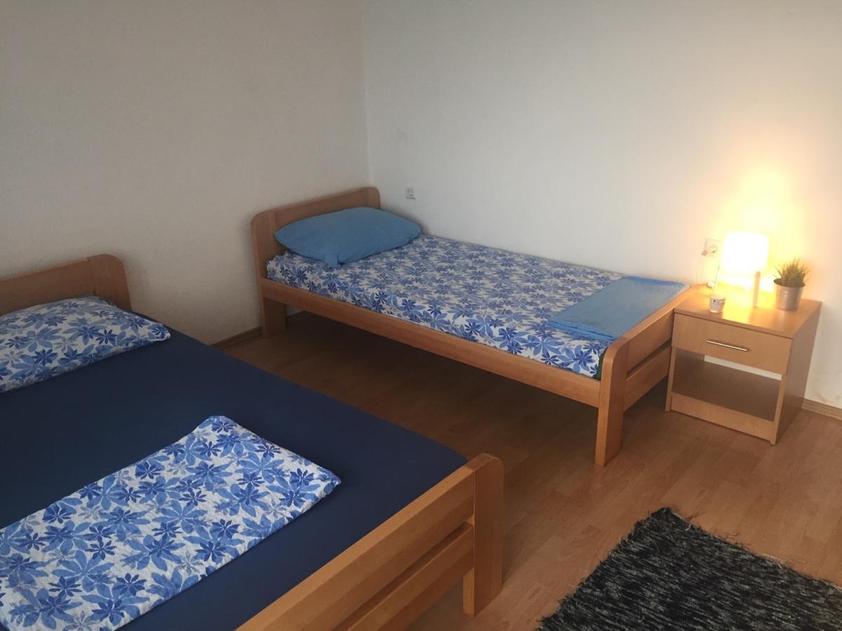 Apartment And Rooms Barbaric Неум Экстерьер фото